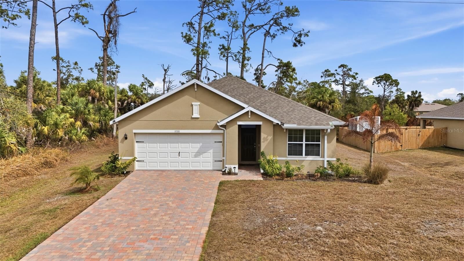 Property Photo: 5708 Bannock Circle FL 34288