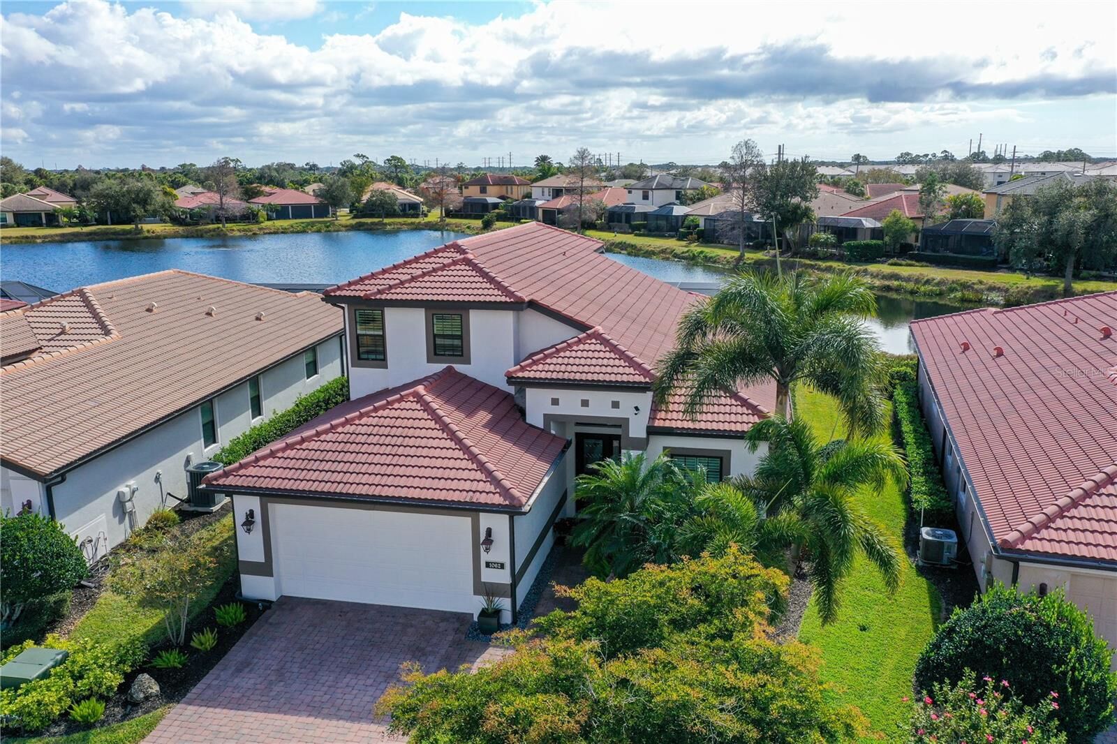Property Photo:  1062 Ancora Boulevard  FL 34275 