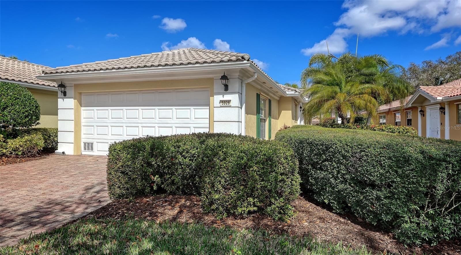 Property Photo:  5926 Benevento Drive  FL 34238 