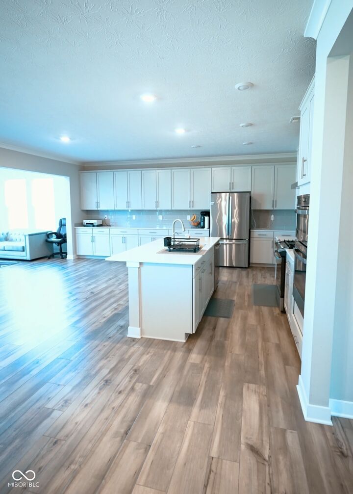 Property Photo: 902 Garrison Drive IN 46143