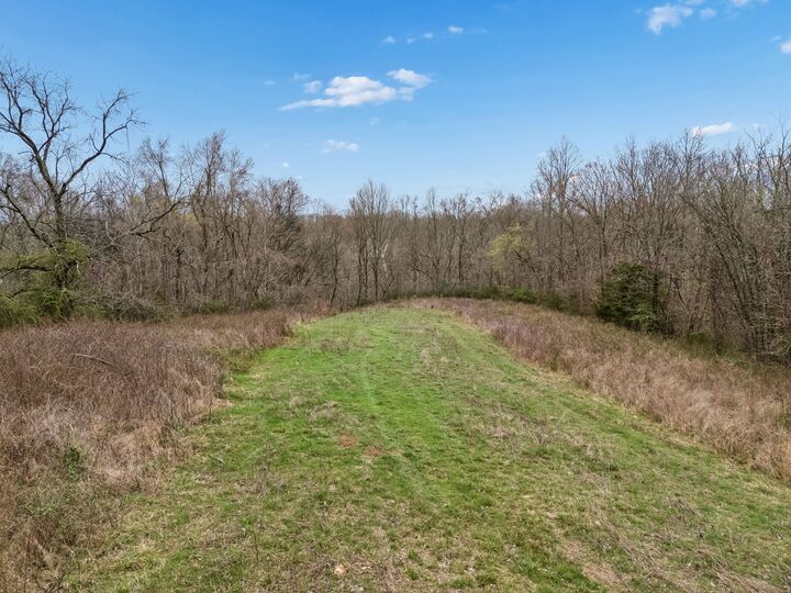 Property Photo: 4094 Akin Ridge Rd TN 38487
