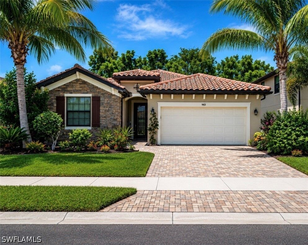 Property Photo:  9431 Foxglove Lane  FL 34120 