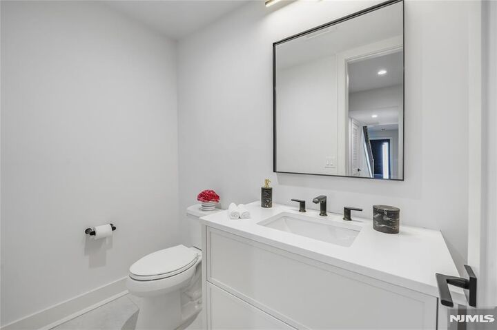 Property Photo:  401 A Grand Avenue A  NJ 07605 