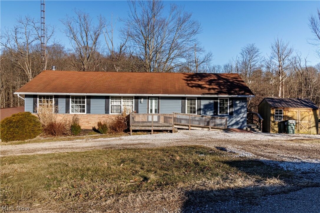 Property Photo: 5814 Laura Avenue OH 44634