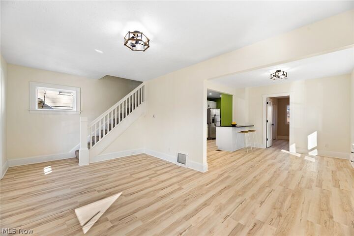 Property Photo:  1933 10th Street  OH 44221 