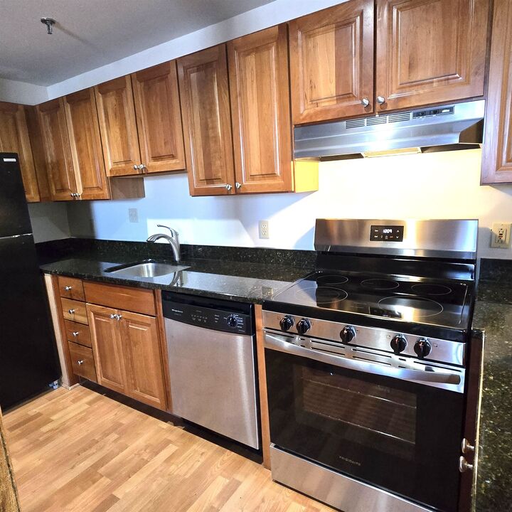 Property Photo:  335 Cypress Street  NH 03103 