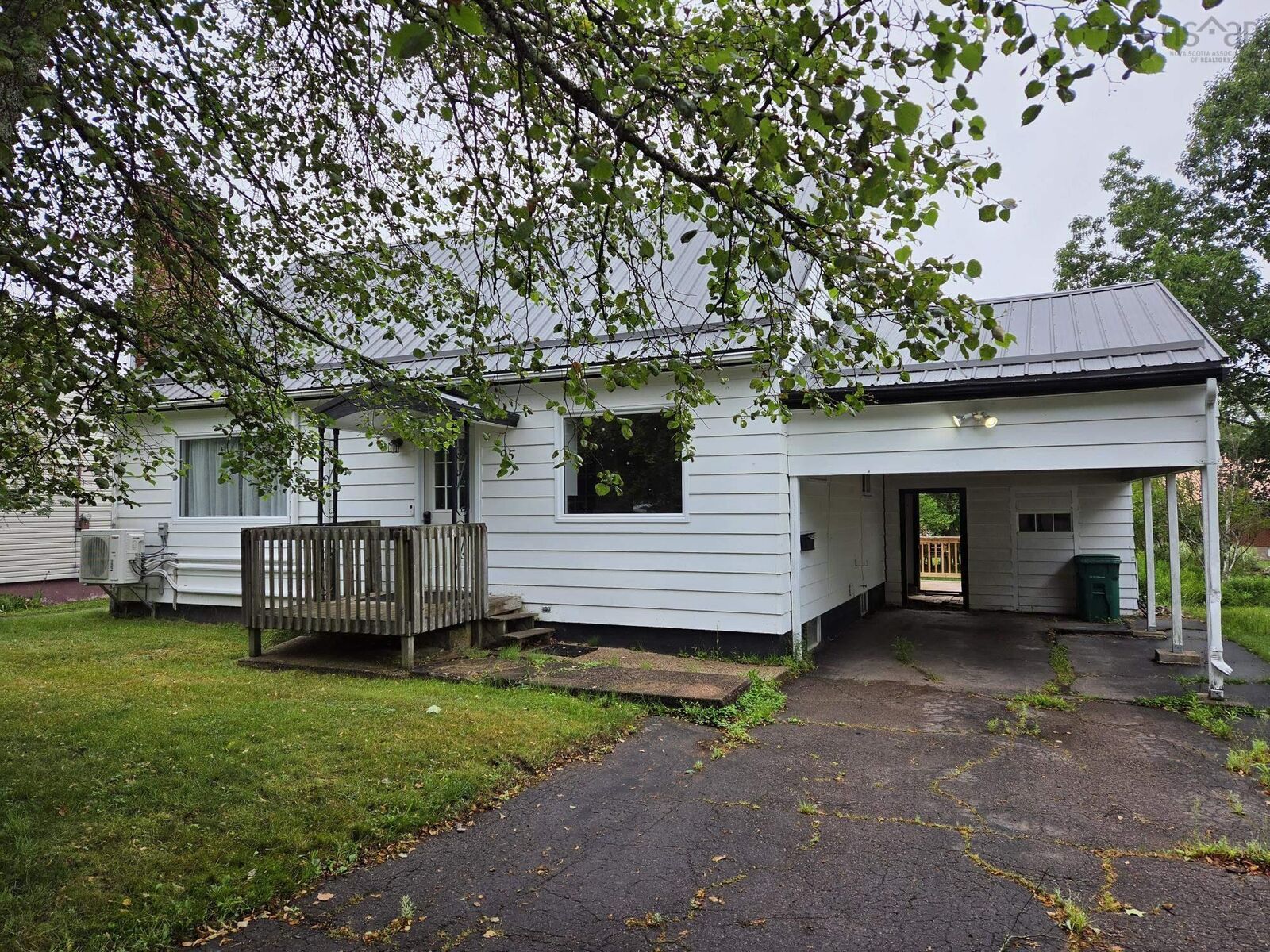 Property Photo: 95 Higgins St NS B2N 2L6