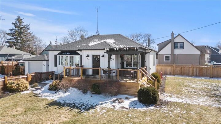 Property Photo: 48 Windsor Road ON L2N 3A4