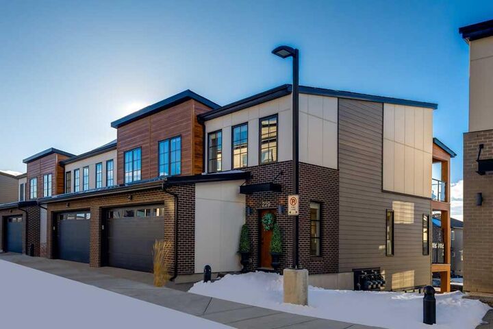 Photo de la propriété:  7820 Spring Willow Drive SW 229  AB T3H 6E1 