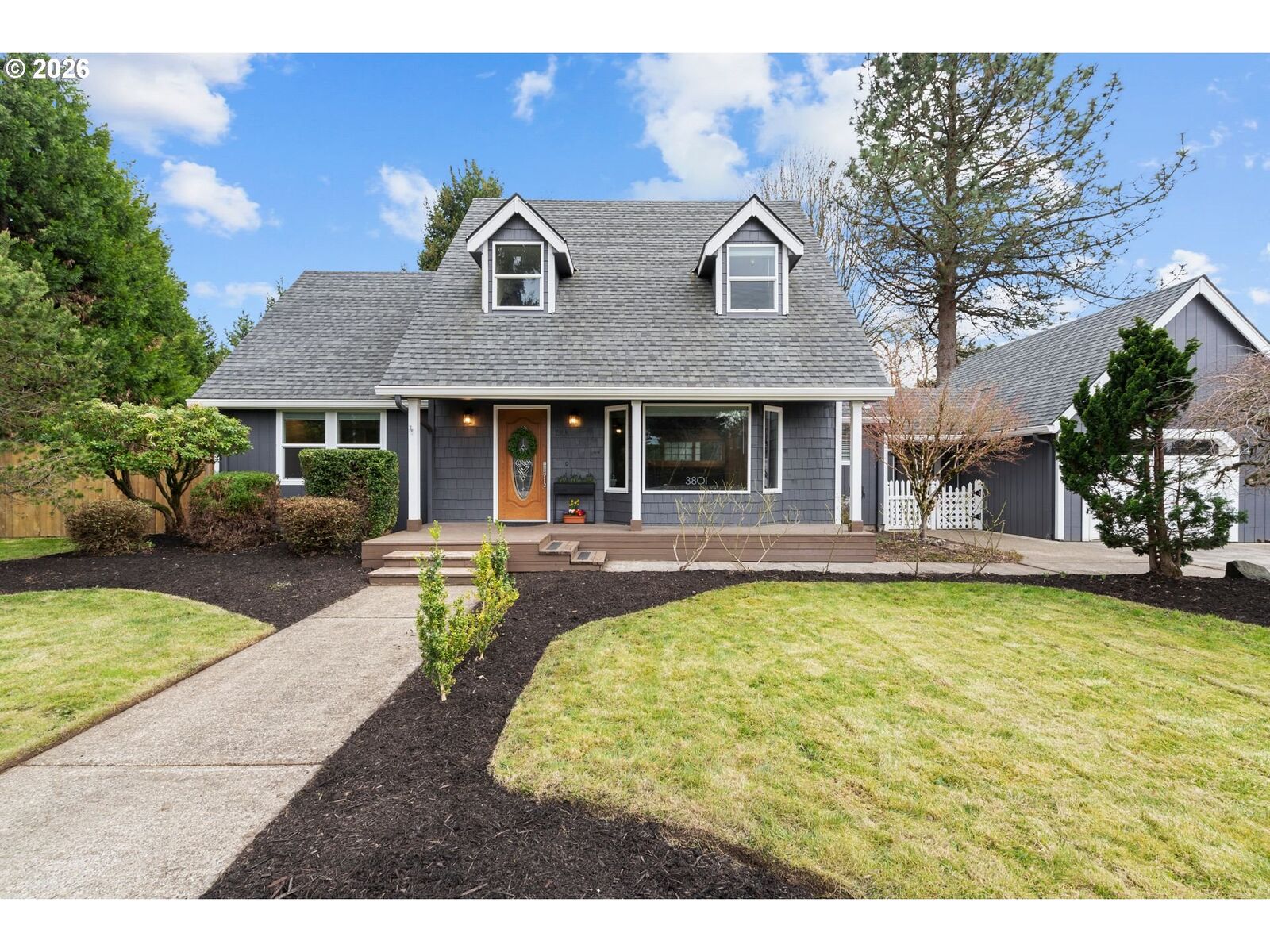 Property Photo: 3801 NW 134th Cir WA 98685