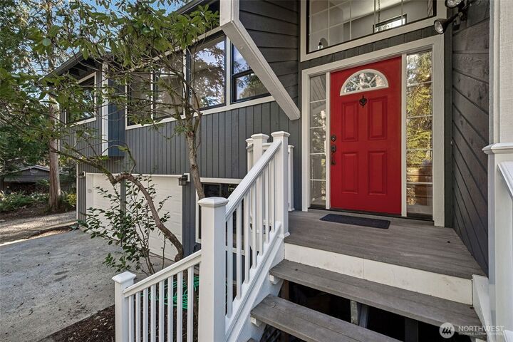 Property Photo:  26225 SE 158 Street  WA 98027 