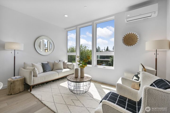 Property Photo:  8833 B  Wallingford Avenue N  WA 98103 