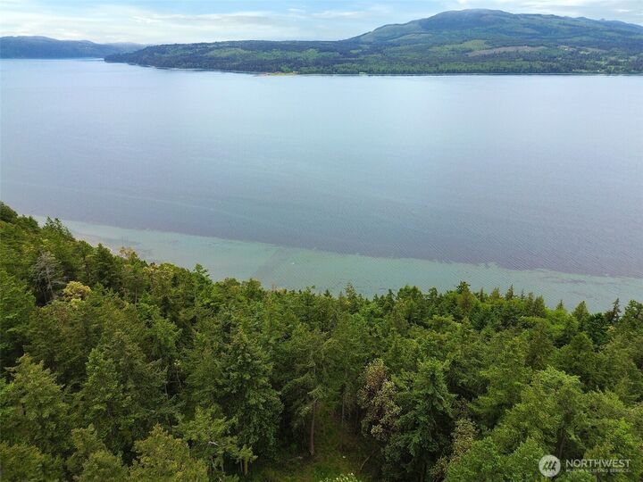 Property Photo:  136  Discovery Crest Pl  WA 98368 