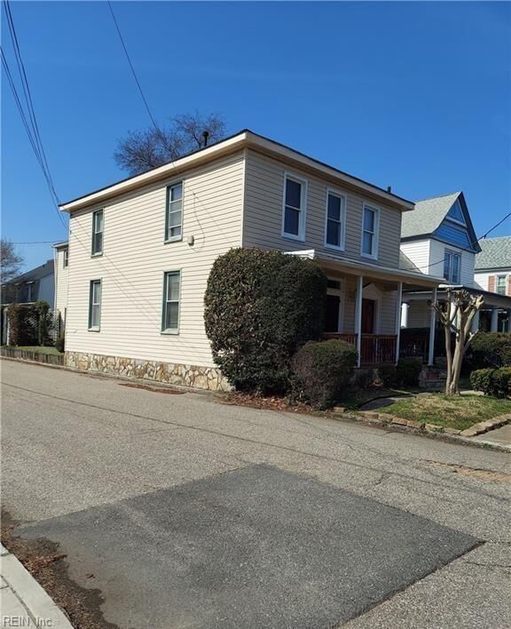 Property Photo: 301 Washington St VA 23669