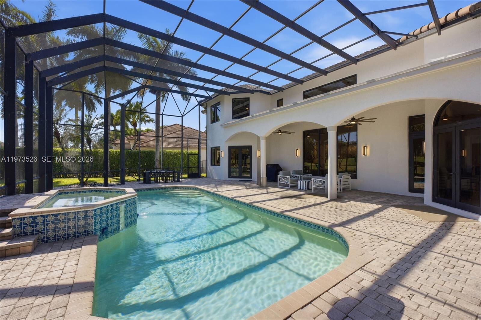 Property Photo:  2465 Provence Cir  FL 33327 