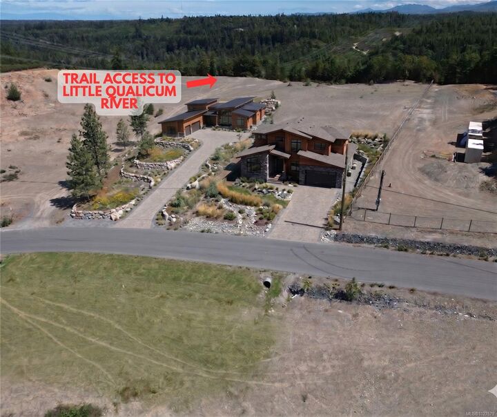Property Photo: 4 Ashling Rd BC V9K 2V1