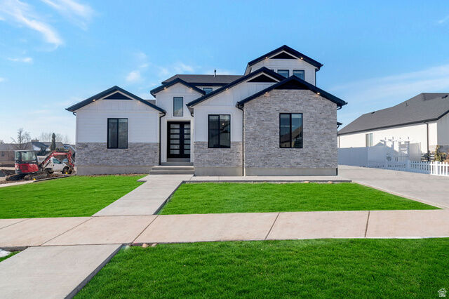 Property Photo: 2672 E 360 S Mrvl09 UT 84660