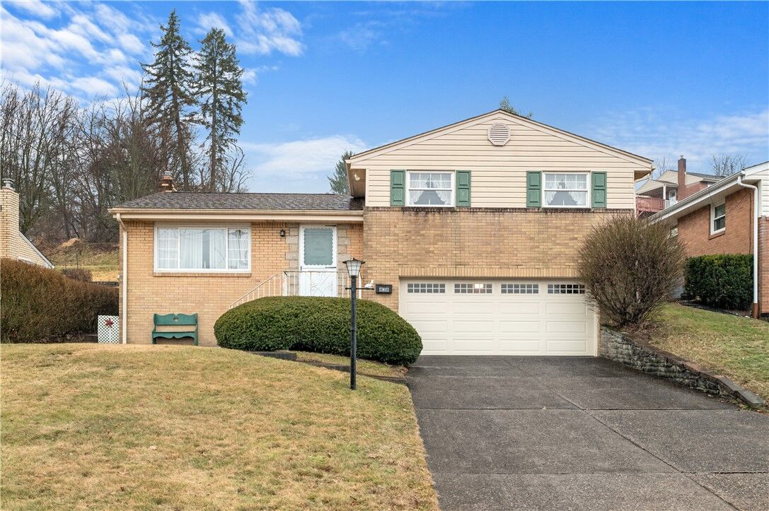 Property Photo:  438 Diller Ave  PA 15122 