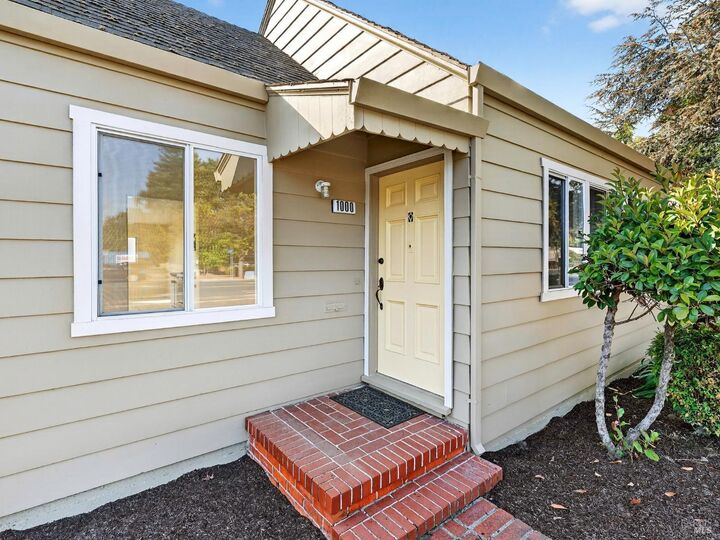 Property Photo:  1000 Sonoma Avenue  CA 95404 