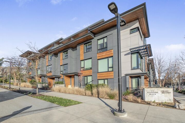 528 E 2nd Street 11 — photo 1