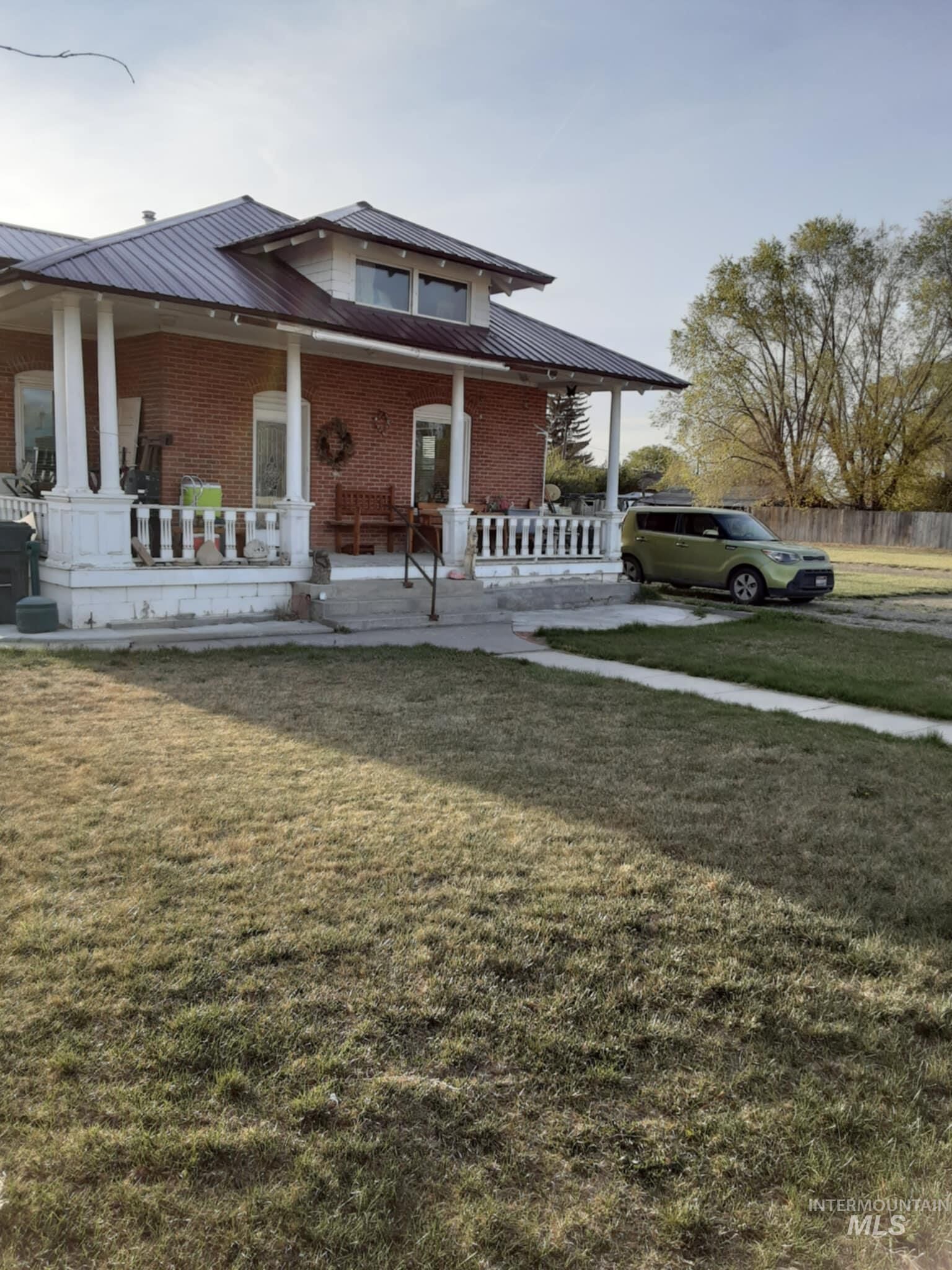 Property Photo:  145 N Lincoln  ID 83346 