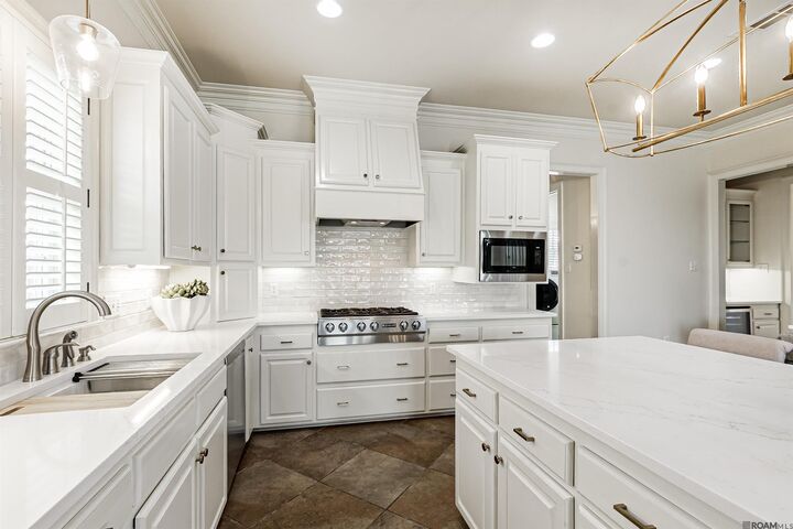 Property Photo:  14628 Memorial Tower Dr  LA 70810 