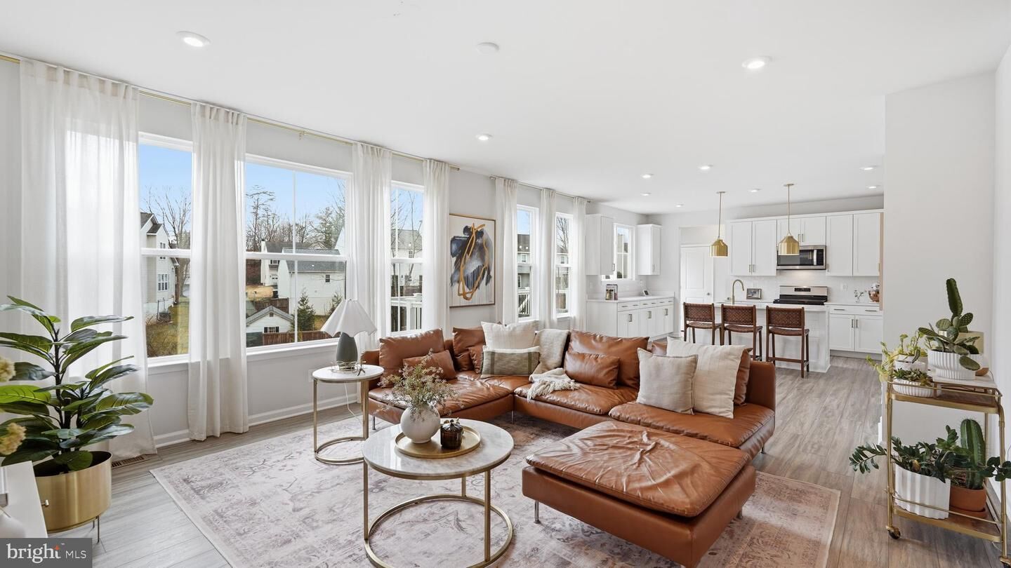 Property Photo:  9441 Deschamp Ct.  VA 20112 