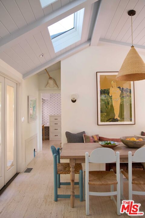 Property Photo:  6 Paradise Cove Road  CA 90265 