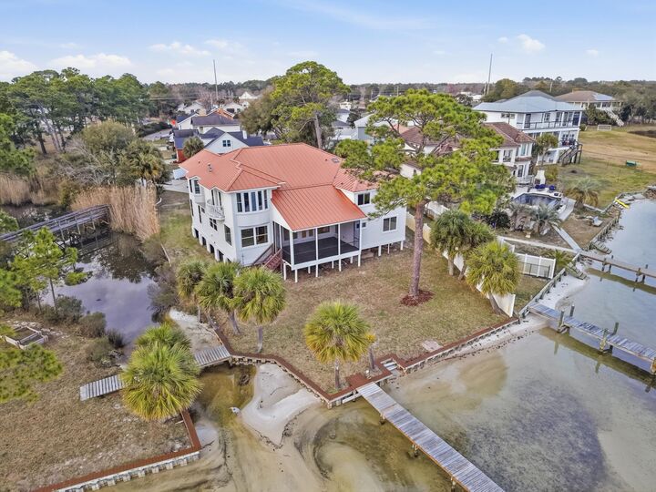 Property Photo:  431 Atwater Court  FL 32569 