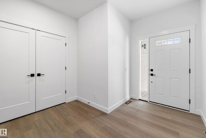 Property Photo: 1077 Cristall Crescent SW AB T6W 5S6