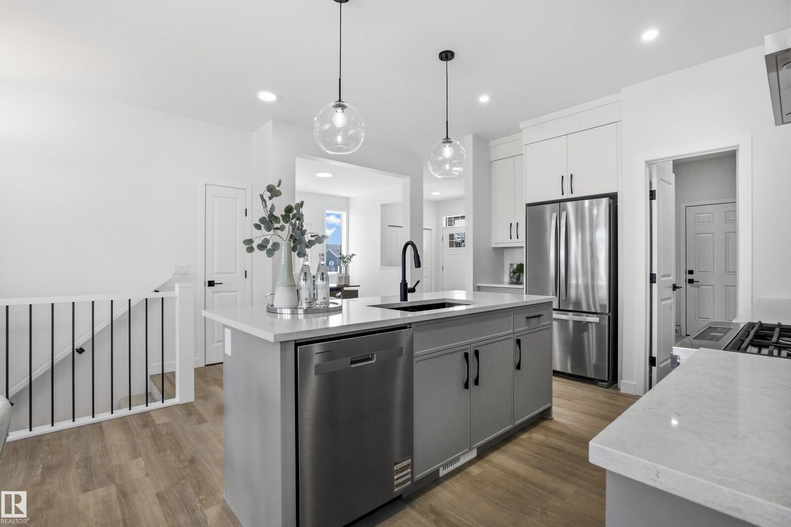 Property Photo: 3704 Cross Landing SW AB T6W 4M8