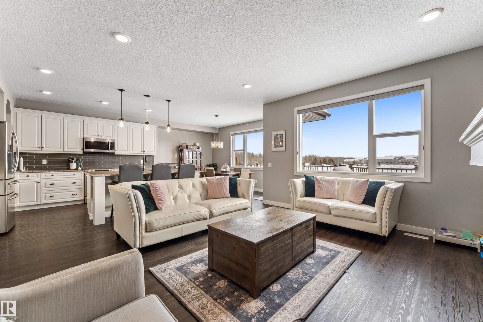 Property Photo:  13139 208 Street NW  AB T5S 0L5 