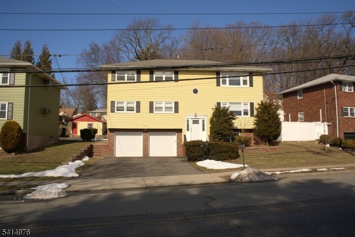 Property Photo:  85 Rock Rd  NJ 07506 