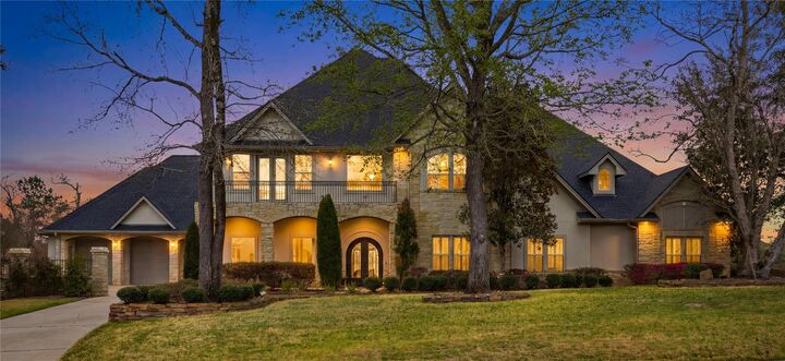 Property Photo: 6702 Star Ledge Court TX 77389