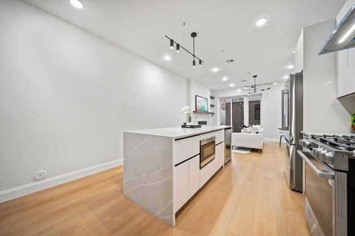 Property Photo:  192 Cambridge Ave A  NJ 07307 