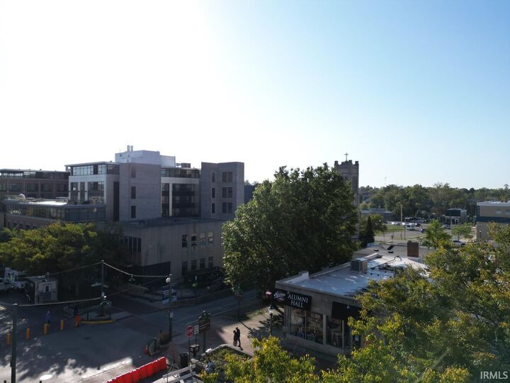 Property Photo: 115 E Kirkwood Ave Unit 203 IN 47408