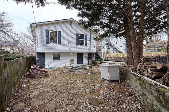 Property Photo:  206 Henson Avenue  WV 25303 