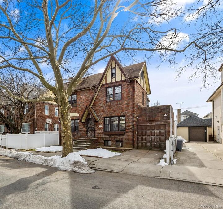 Property Photo:  1674 Ryder Street  NY 11234 