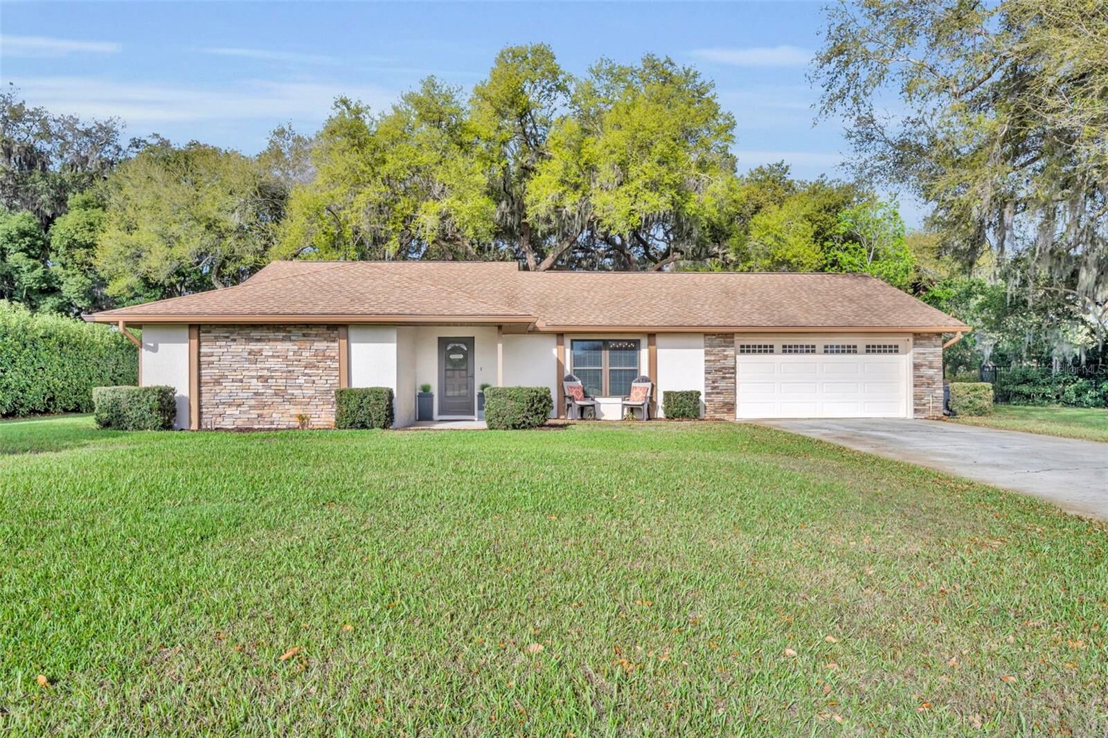 Property Photo:  3158 Whisper Wind Drive  FL 34771 