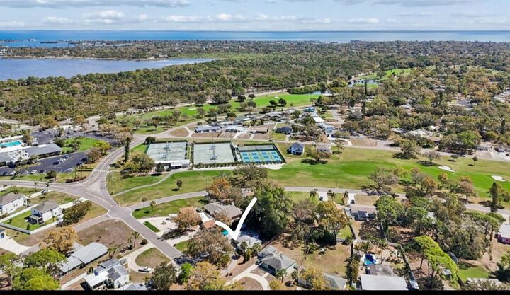 Property Photo:  2120 Coronada Way S  FL 33712 