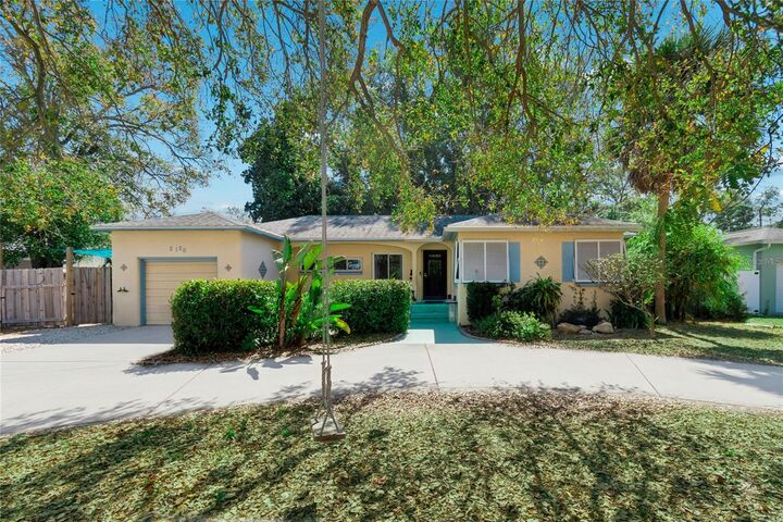 Property Photo:  2120 Coronada Way S  FL 33712 