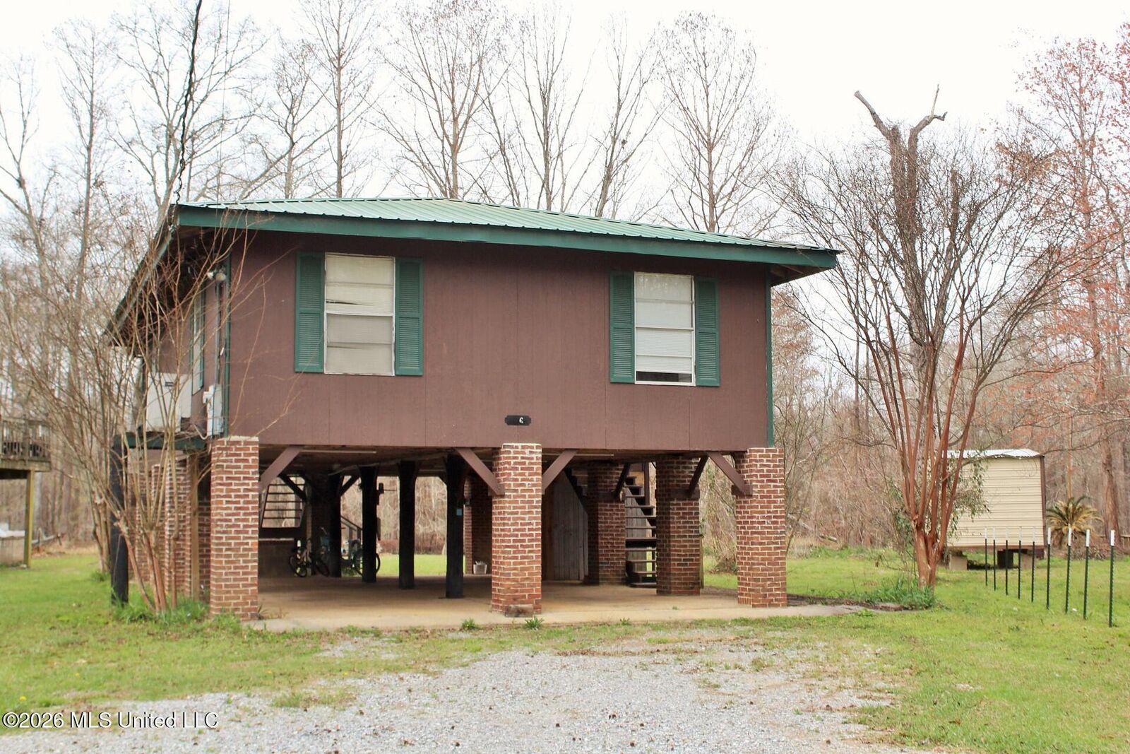 Property Photo:  196 Beaver Dam Drive  MS 39452 