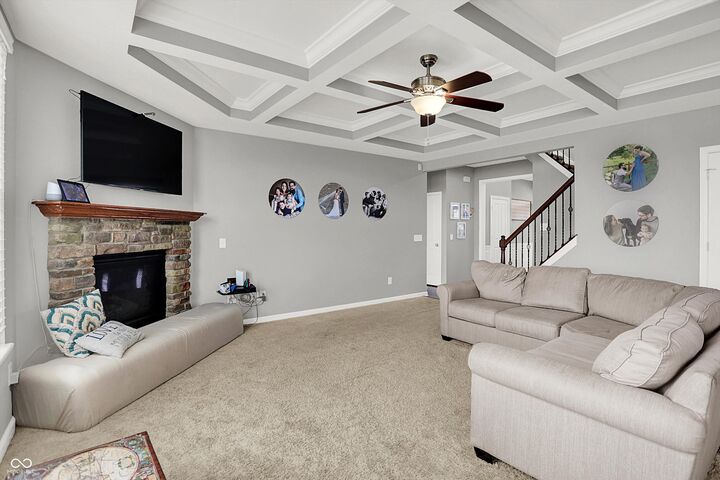 Property Photo:  1266 Colinbrook Circle  IN 46143 