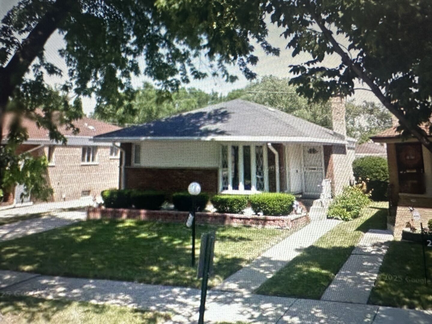 Property Photo:  203 Rice Avenue  IL 60104 