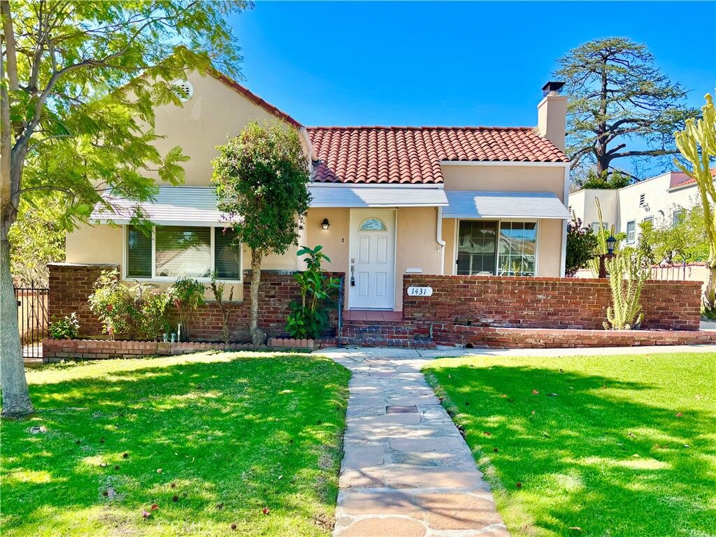 Property Photo:  1431 N Pacific  CA 91202 