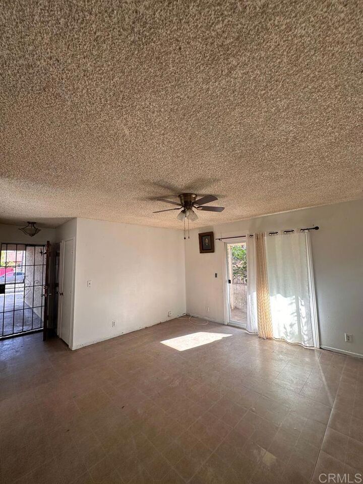 Property Photo:  4750 Calle Estrella  CA 92057 