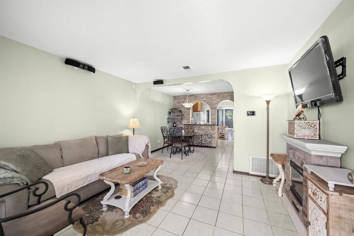 Property Photo: 10158 Carefree Dr CA 92071
