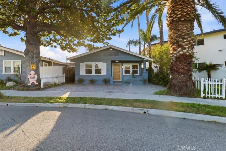 Property Photo: 929 Arlington Ave CA 90501
