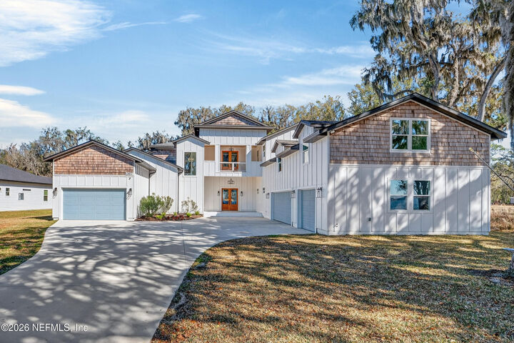 Property Photo: 10800 County Road 13 N FL 32092