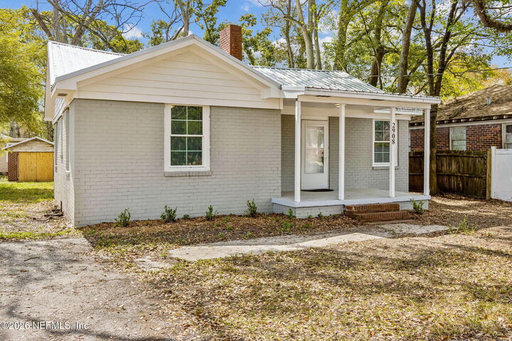 Property Photo:  2908 Broadway Avenue  FL 32254 